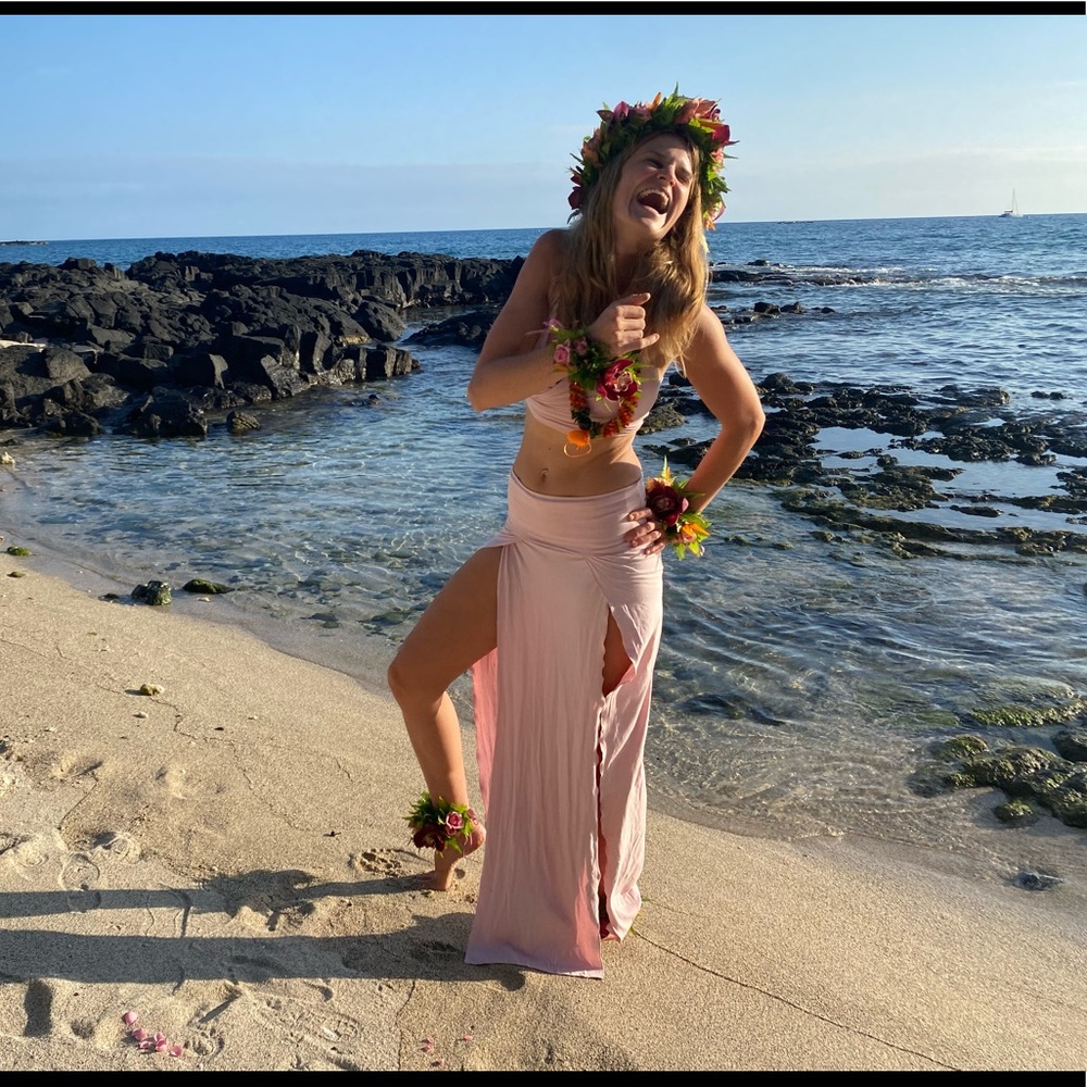 EVERYTHING MUST GO ! MOVING TO HAWAII